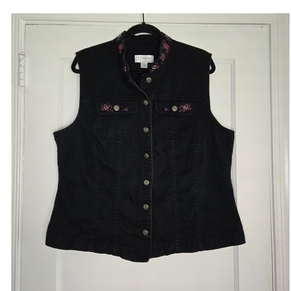 CJ Banks Embroidered Floral Vest Womens 1X Black Button Collared